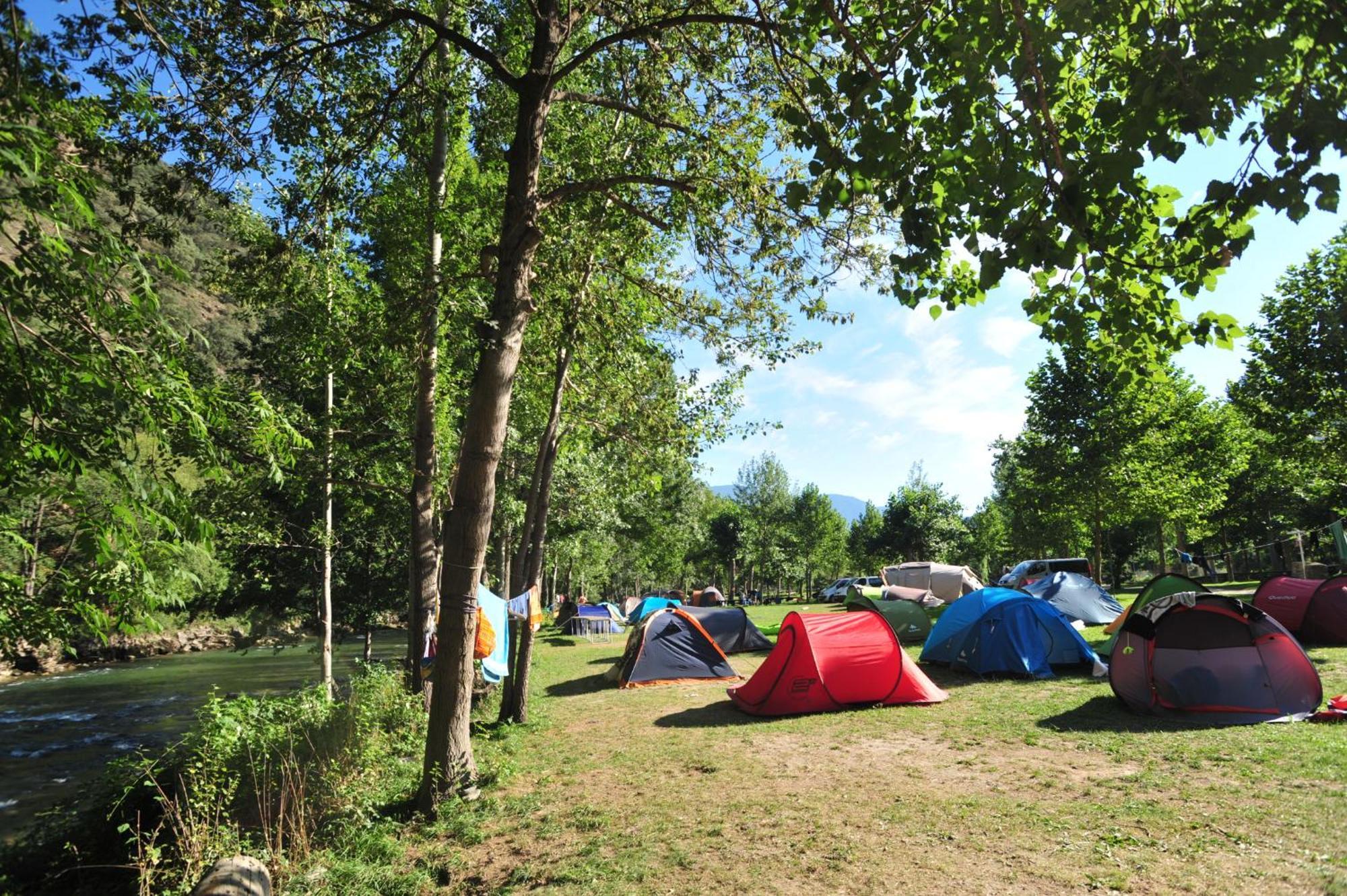 Camping Noguera Pallaresa Hotel Sort Exterior foto